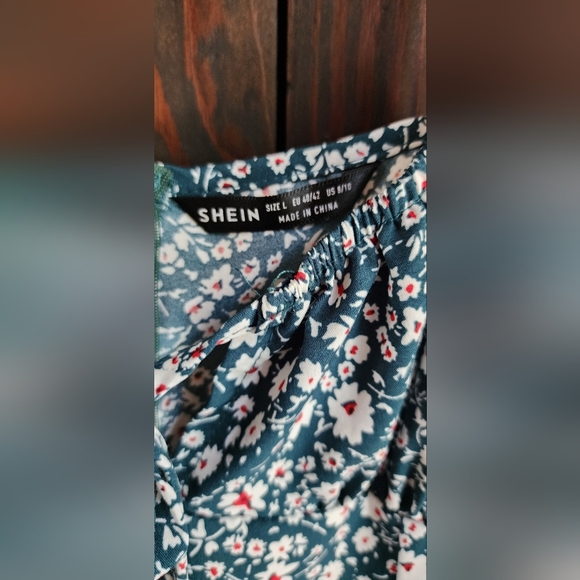 SHEIN Floral Spaghetti Strap Dress - Black and White - Picture 2 of 5